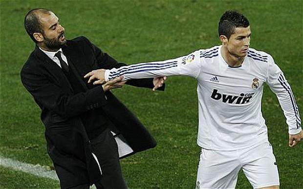 【揭秘】C罗回家，出手最晚的曼联怎样击败了曼城？