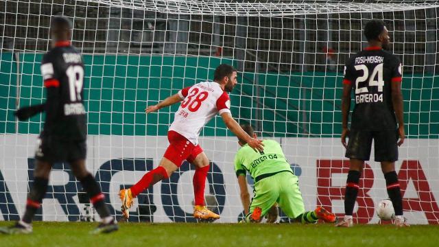 华体会在线登录-给博斯3个月自救未果，勒沃库森向足协租教练救火